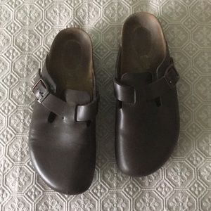 Birkenstock Brown Leather Clogs sz 38 GUC